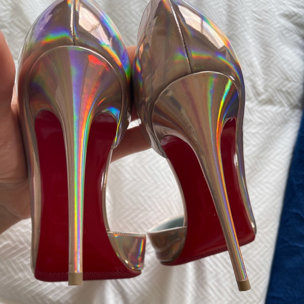 Rose metallic Christian Louboutin 100% Authentic